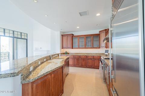 8 Biltmore Est #313, Phoenix, AZ 85016 photo 12