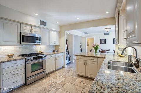 4637 E Pinchot Ave, Phoenix, AZ 85018 photo 9