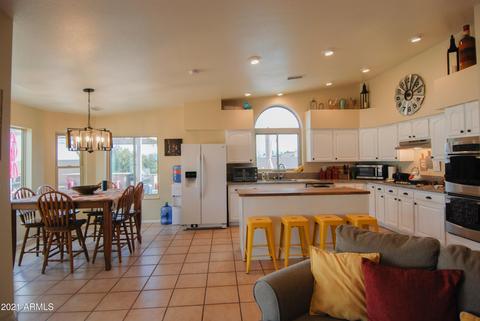 3266 W Cox Rd, Willcox, AZ 85643 photo 9