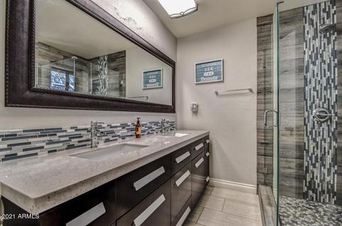 1046 E Bluebell Ln, Tempe, AZ 85281 photo 9