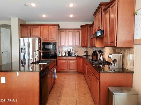2487 E Aris Dr, Gilbert, AZ 85298 photo 5