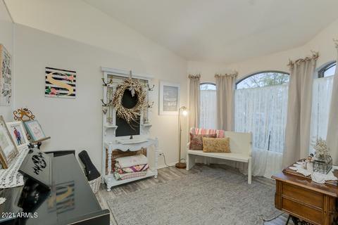 540 E Sherri Dr, Gilbert, AZ 85296 photo 4