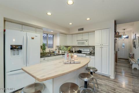 540 E Sherri Dr, Gilbert, AZ 85296 photo 12