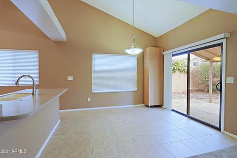 534 E Taro Ln, Phoenix, AZ 85024 photo 8