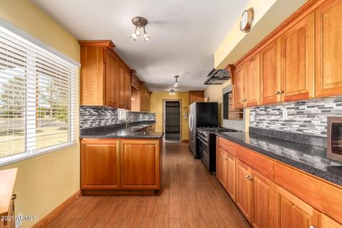 1847 E Berridge Ln, Phoenix, AZ 85016 photo 7