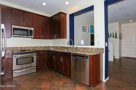 3887 E Sante Fe Ln, Gilbert, AZ 85297 photo 2