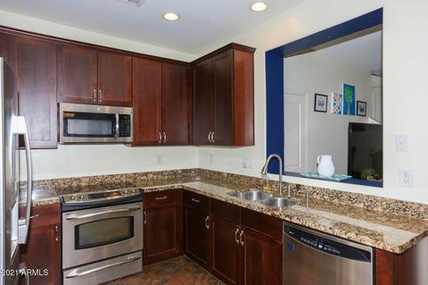 3887 E Sante Fe Ln, Gilbert, AZ 85297 photo 5