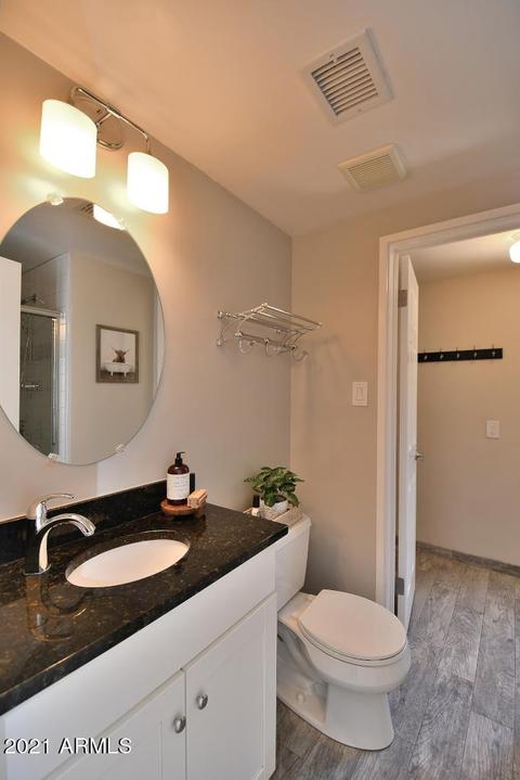 306 E Mariposa St, Phoenix, AZ 85012 photo 17