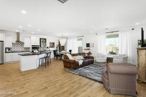 22014 N 28th Pl, Phoenix, AZ 85050 photo 2