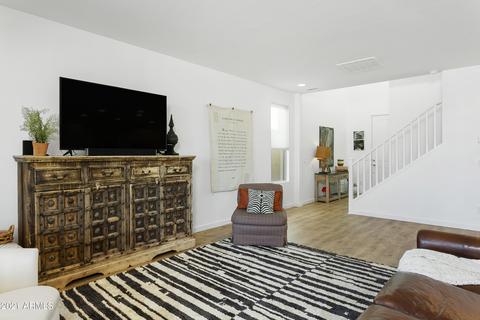 22014 N 28th Pl, Phoenix, AZ 85050 photo 4