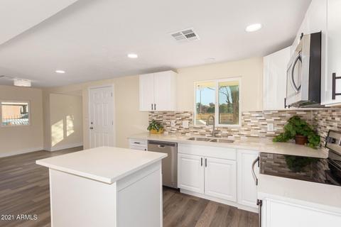 810 N 27th Ave, Phoenix, AZ 85009 photo 2
