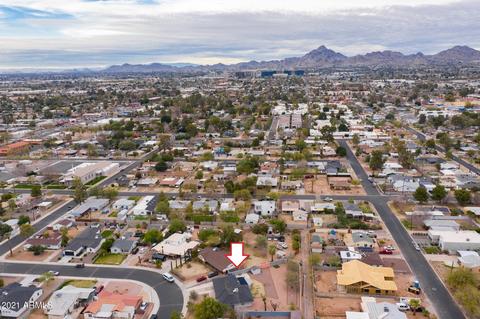 2526 E Avalon Dr, Phoenix, AZ 85016 photo 4