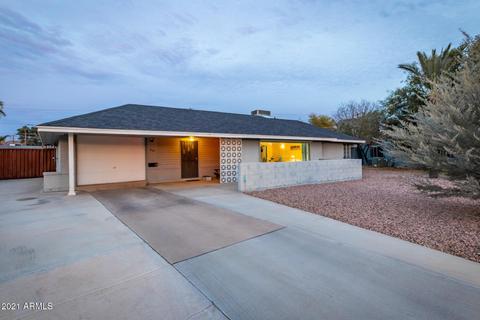 2526 E Avalon Dr, Phoenix, AZ 85016 photo 2