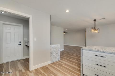 231 E Colgate Dr, Tempe, AZ 85283 photo 16