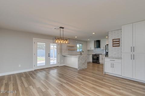 231 E Colgate Dr, Tempe, AZ 85283 photo 9