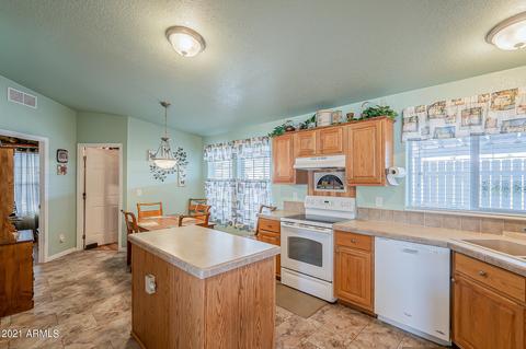 2809 W Cactus Wren St, Apache Junction, AZ 85120 photo 9