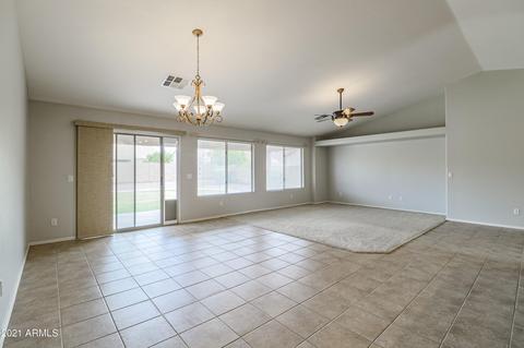 8638 E Osage Cir, Mesa, AZ 85212 photo 9