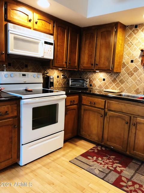 905 E Laguna Dr, Tempe, AZ 85282 photo 9