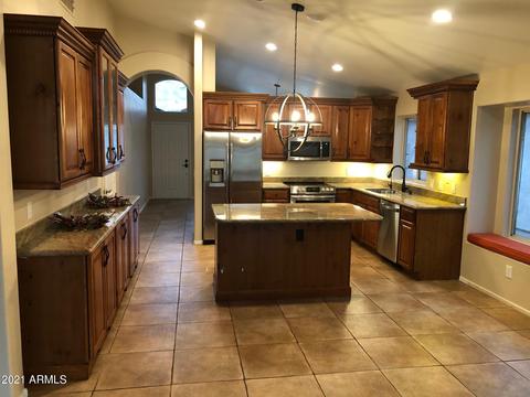2129 E Rosemonte Dr, Phoenix, AZ 85024 photo 1