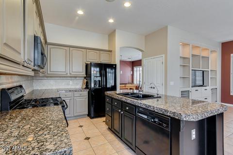 3824 E Carson Rd, Phoenix, AZ 85042 photo 8