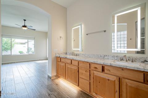 2131 E Desert Dr, Phoenix, AZ 85042 photo 10