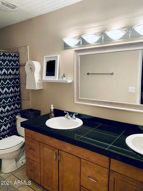 2832 E Claire Dr, Phoenix, AZ 85032 photo 8