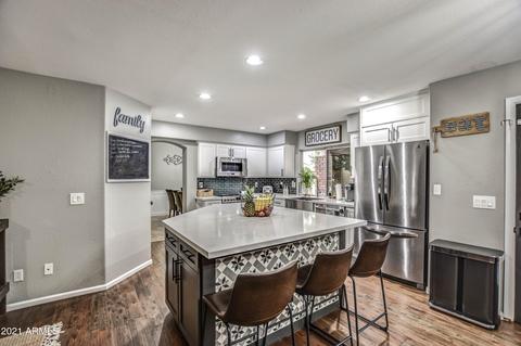 3438 E Kerry Ln, Phoenix, AZ 85050 photo 7