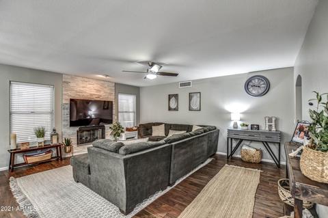 3438 E Kerry Ln, Phoenix, AZ 85050 photo 15