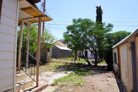 108 B St, Bisbee, AZ 85603 photo 2