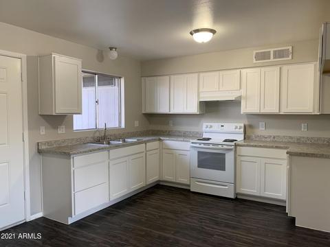 4062 E Danbury Rd, Phoenix, AZ 85032 photo 4