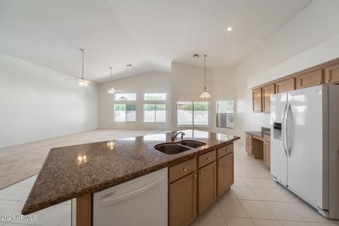 890 W Laredo Ave, Gilbert, AZ 85233 photo 14