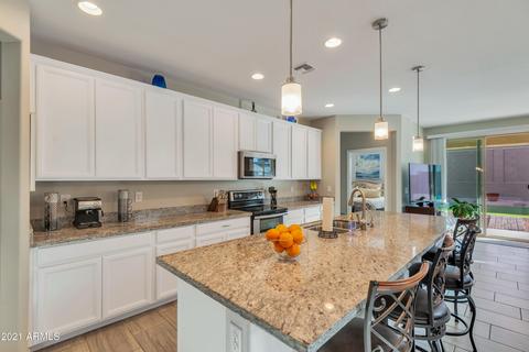 2311 E Branham Ln, Phoenix, AZ 85042 photo 11