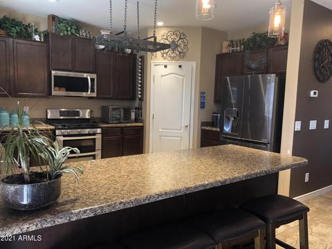 2745 E Gillcrest Rd, Gilbert, AZ 85298 photo 4