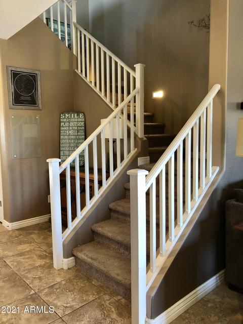 2745 E Gillcrest Rd, Gilbert, AZ 85298 photo 8