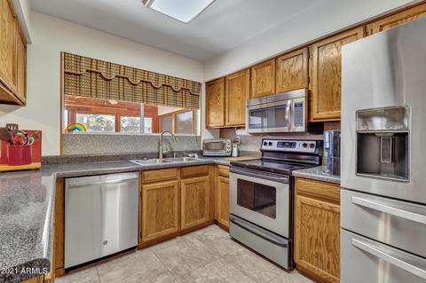 915 E Paradise Ln, Phoenix, AZ 85022 photo 13
