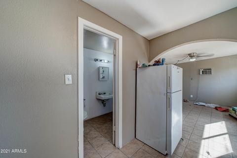 3039 E Oak St, Phoenix, AZ 85008 photo 4