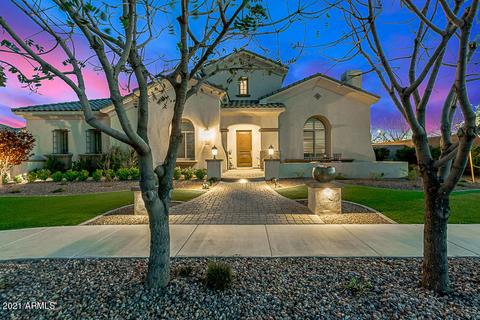 2229 E Crescent Way, Gilbert, AZ 85298 photo 1