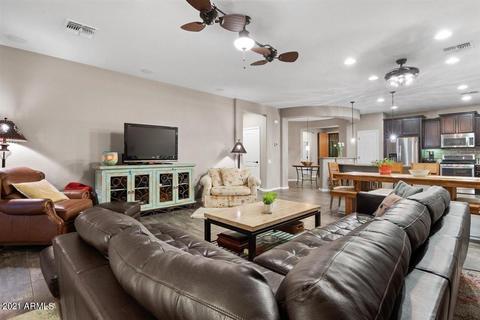 3728 E Matthew Dr, Phoenix, AZ 85050 photo 12