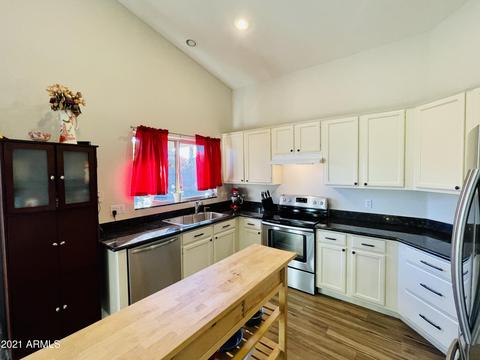 279 E Mesquite St, Gilbert, AZ 85296 photo 16