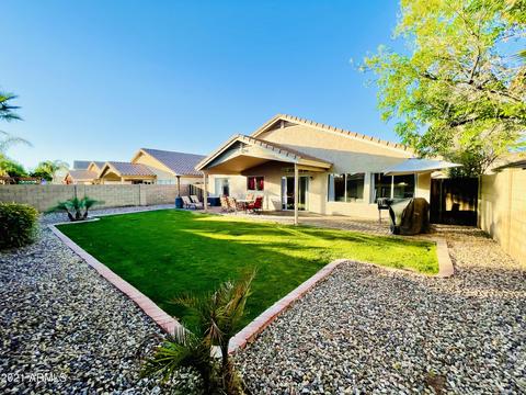 279 E Mesquite St, Gilbert, AZ 85296 photo 3