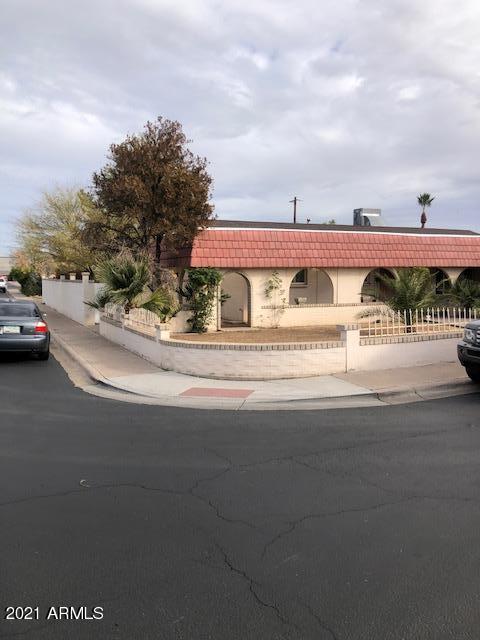 104 E Manhatton Dr, Tempe, AZ 85282 photo 1