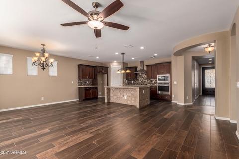 3767 E Perkinsville St, Gilbert, AZ 85295 photo 5