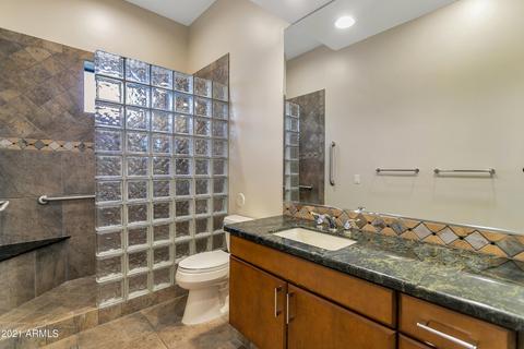 3018 E Gelding Dr, Phoenix, AZ 85032 photo 19