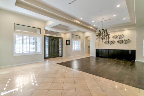 3018 E Gelding Dr, Phoenix, AZ 85032 photo 8