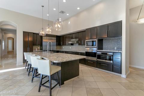 3018 E Gelding Dr, Phoenix, AZ 85032 photo 12