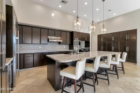 3018 E Gelding Dr, Phoenix, AZ 85032 photo 11