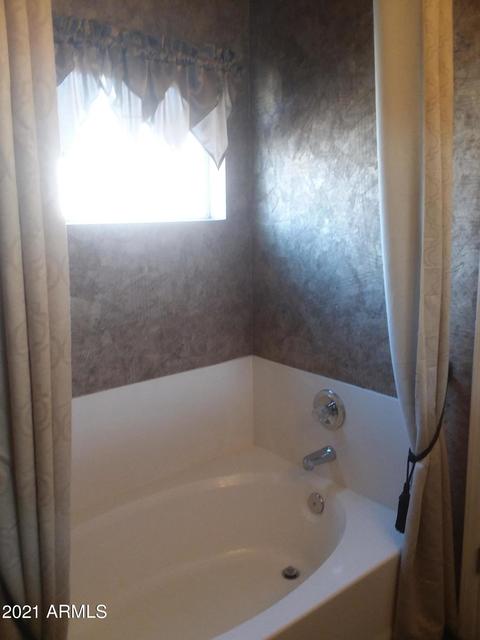 1306 E Michelle Dr, Phoenix, AZ 85022 photo 8
