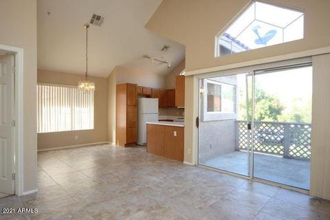 1633 E Lakeside Dr #75, Gilbert, AZ 85234 photo 2