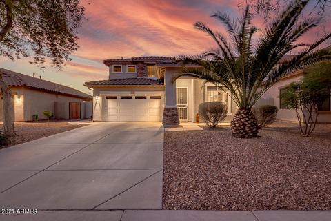 3904 S Stallion Dr, Gilbert, AZ 85297 photo 1