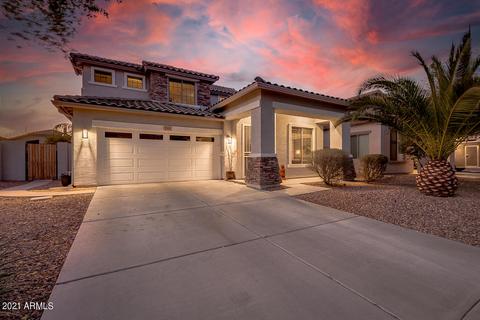 3904 S Stallion Dr, Gilbert, AZ 85297 photo 2